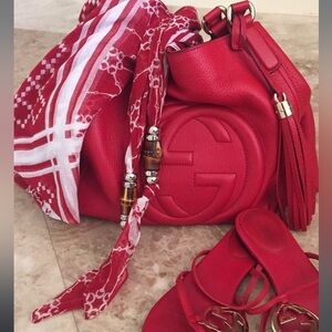 Gucci Red Leather Medium Shoulder Bag🎒 💯 authentic.